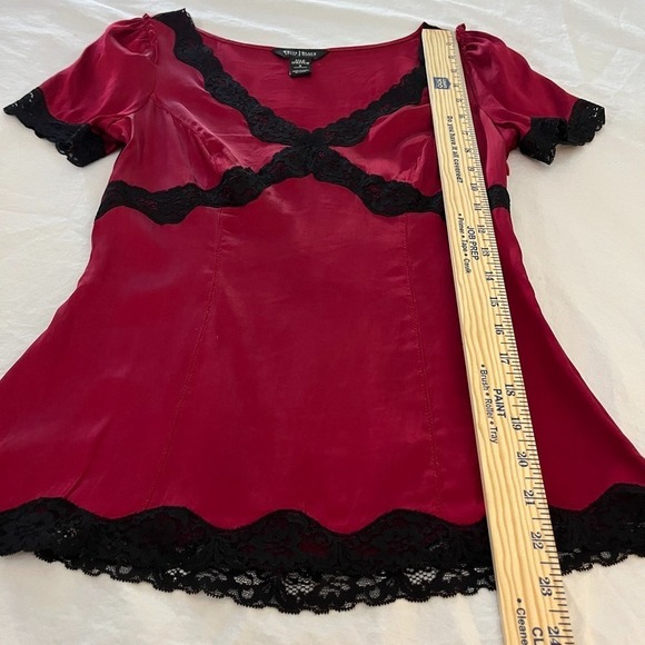 WHBM Womens Red Silk Blouse Sz 0 Y2K Dark Romatic Whimsigoth - Picture 2 of 7